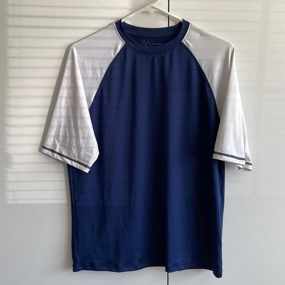 Mens shirt size large - Picture 1 of 4